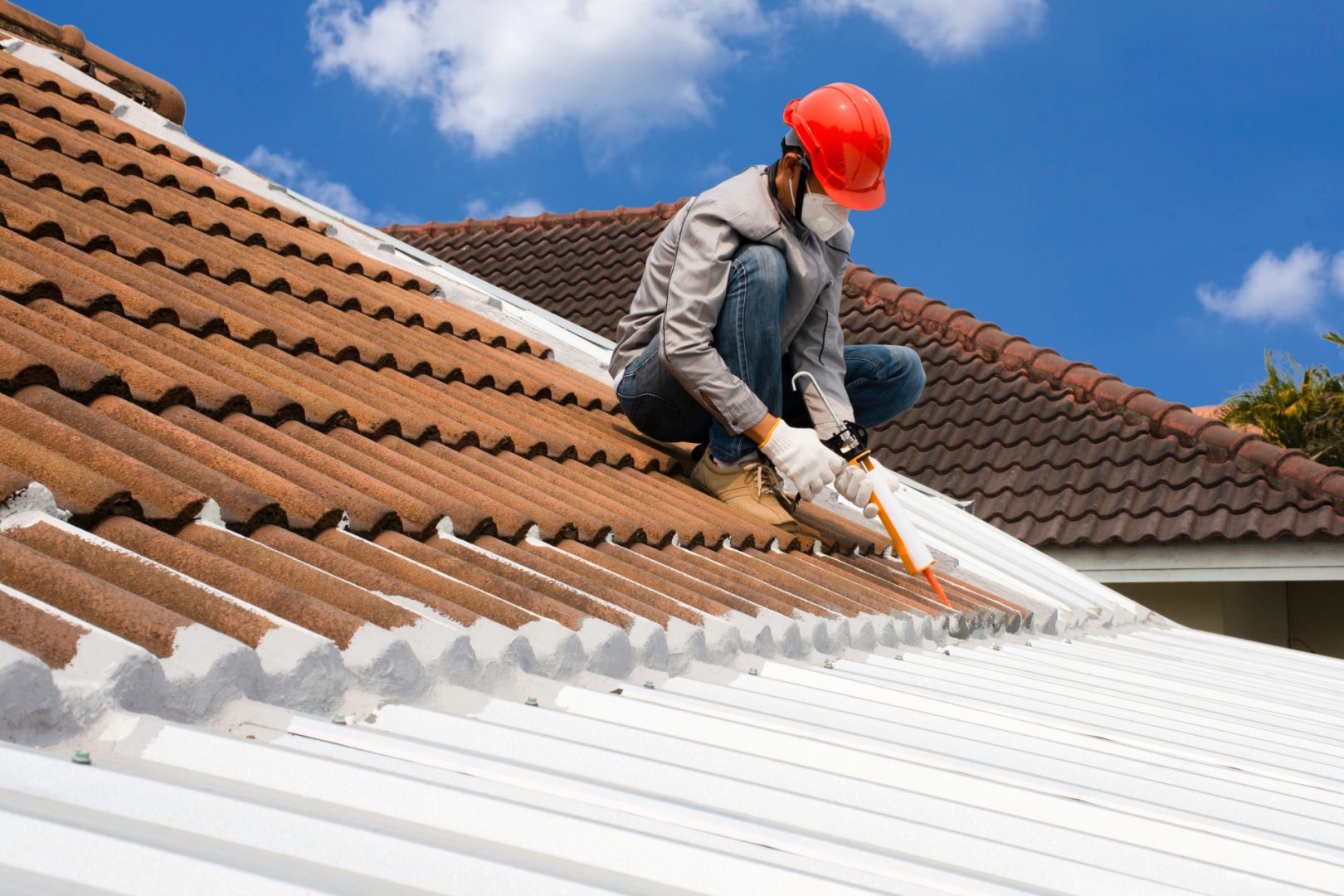 Soluții eficiente pentru hidroizolarea acoperișului